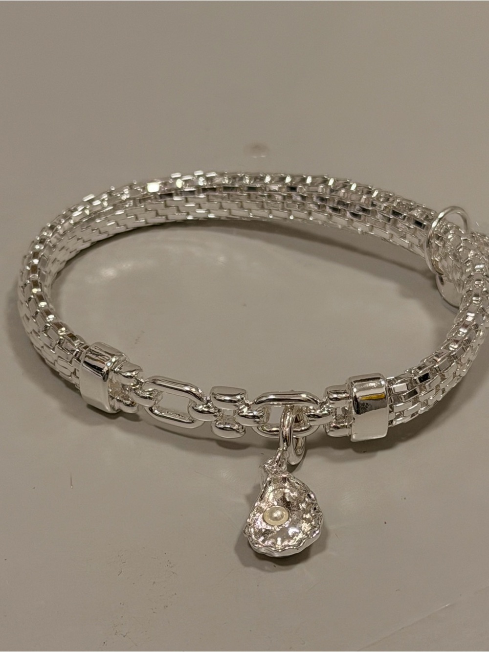 Bomb Party NWT! “Lustre of the Deep” Oyster Bracelet Stack - Picture 5 of 6